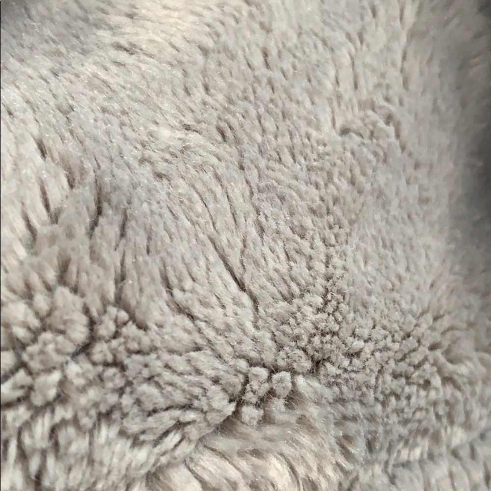 Meet your Posher, Annie